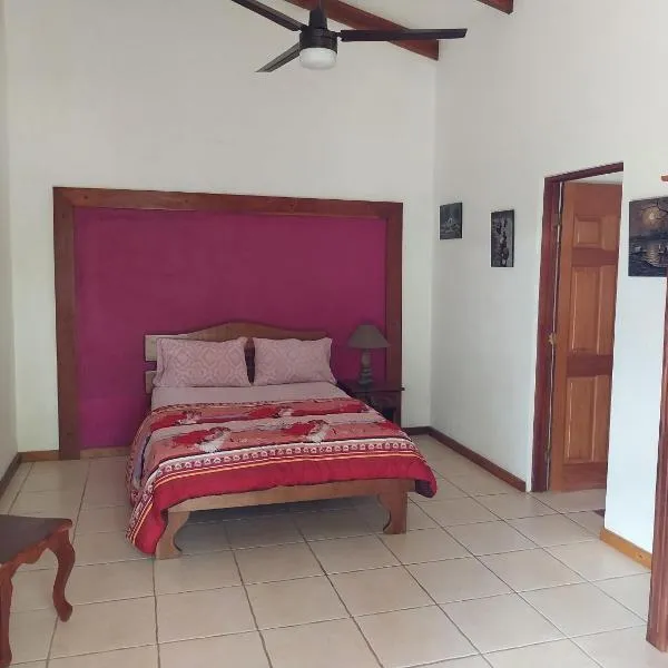 las cabinas del sueño, hotel in Zapote