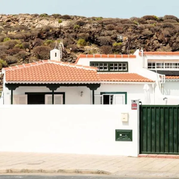 Acogedora casa en Abades en tranquila urbanización – hotel w mieście Abades