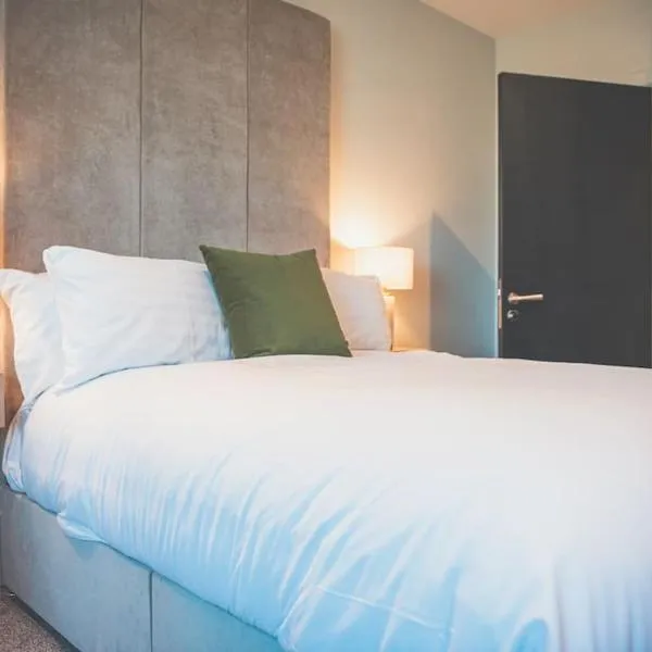 2BR Apt - Balcony - River View – hotel w Liverpoolu