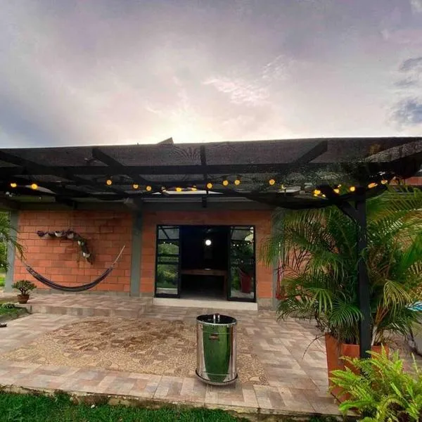 Finca San Rafael cerca al rio Wifi 6-12 personas, hotel in San Rafael