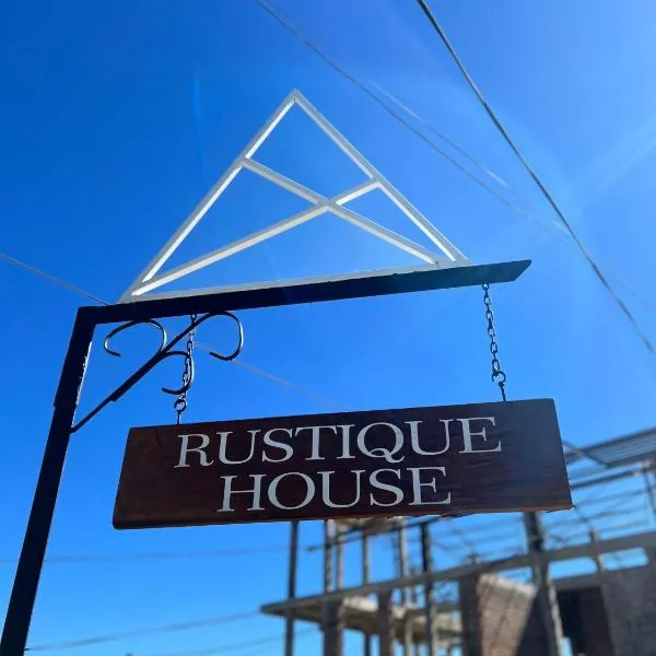 Rustique House dbl, hotel v destinaci Nuwara Eliya