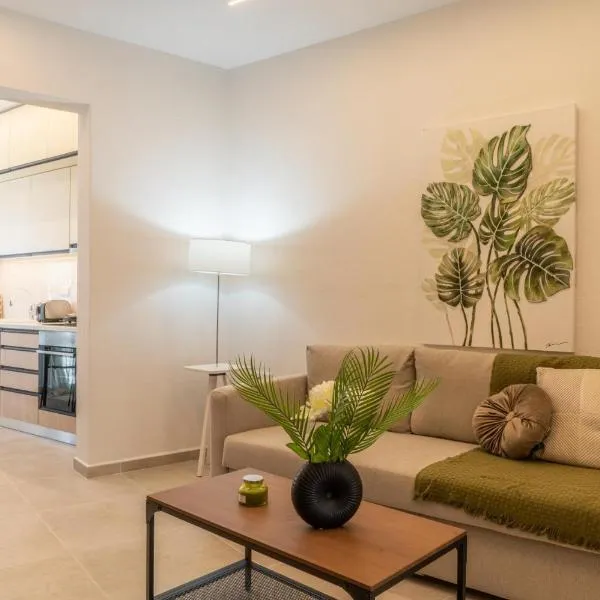 Heraklion에 위치한 호텔 Pananos Sq. House II