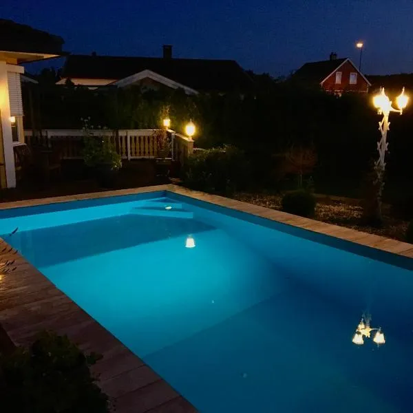 Apartment with access to pool and sauna, ξενοδοχείο σε Skien