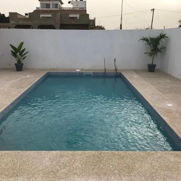 MAISON PROCHE MER LAGUNE INTERNET CANAL, ξενοδοχείο σε Somone