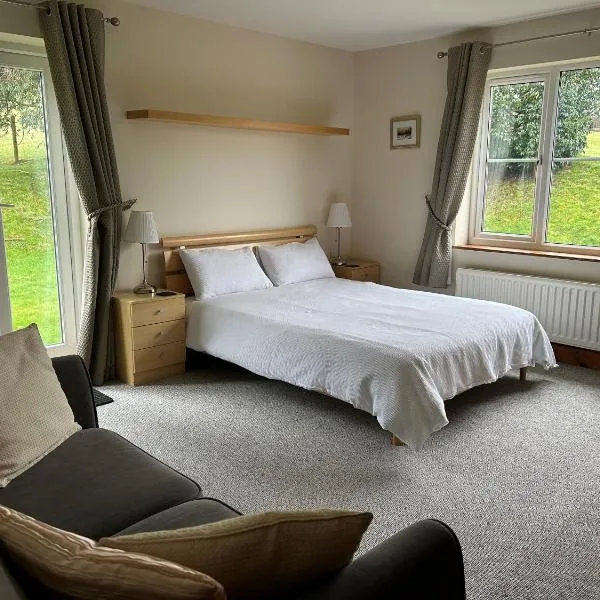 Whidlecombe Farm, hotel in Clutton