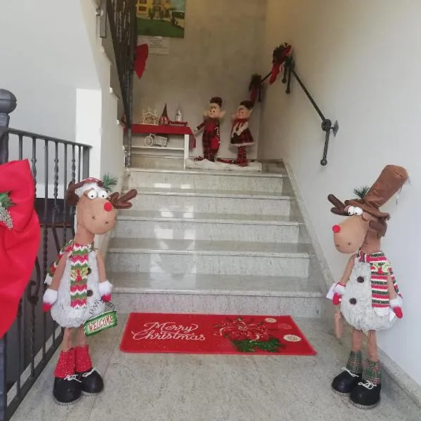 B&B Villa Rosa new, ξενοδοχείο σε SantʼAntonio Abate