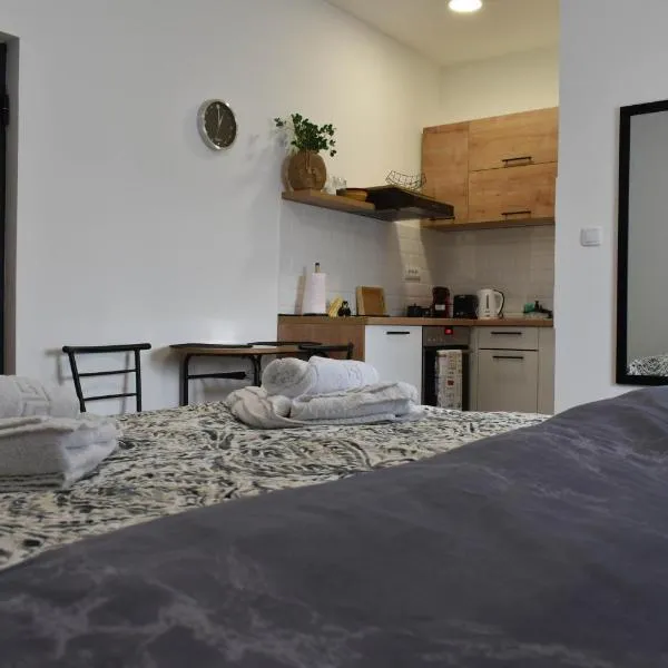 Apartmani DUGA, hôtel à Ljubić