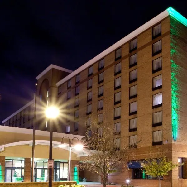 Lynchburg Grand Hotel، فندق في لينشبرج