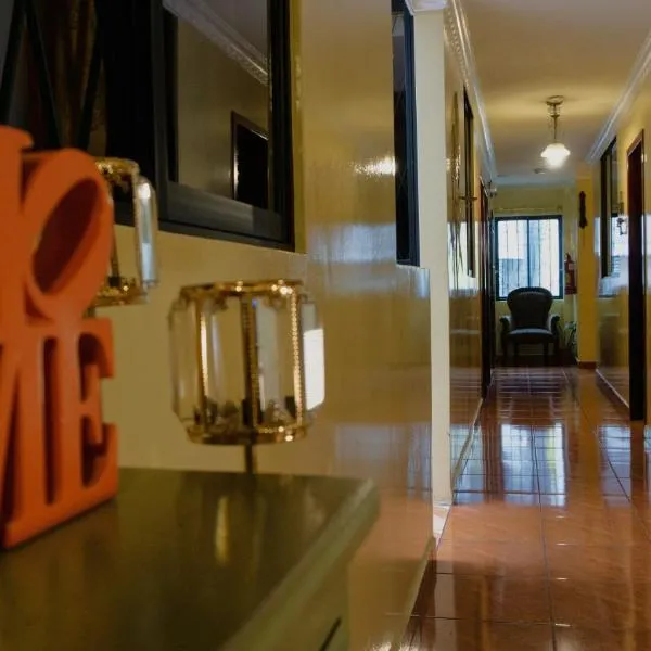 La Rosario Hostal, hotell i Quito