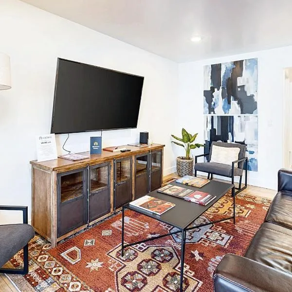 Near Downtown Stylish 2BR With Amazing Patio - 3, hotel v destinaci Moab