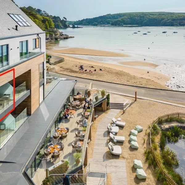 4 The Reach - South Sands Beach Club Apartment with spa passes, hotel din Salcombe