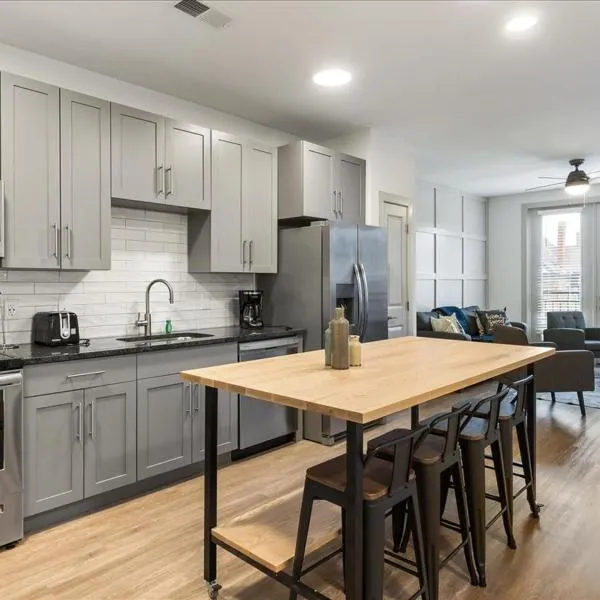 Charming 1BR 1BA Apartment Near Downtown Cincinnati, hotel Cincinnatiban