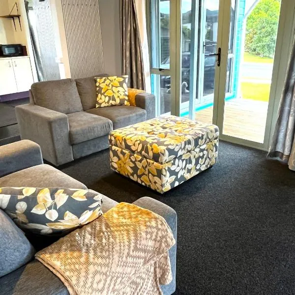 Lake Escape for Eight, hotel di Mangakino