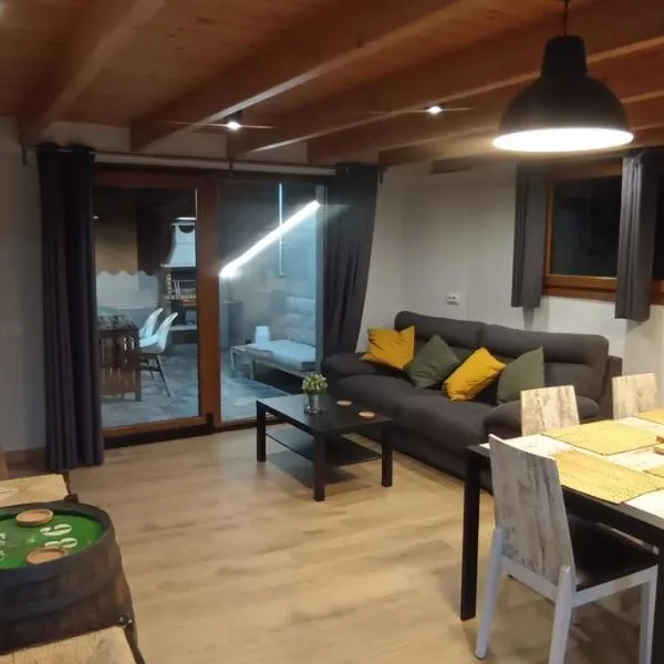 Parada de Txambonet 3, hotel in Vilaller