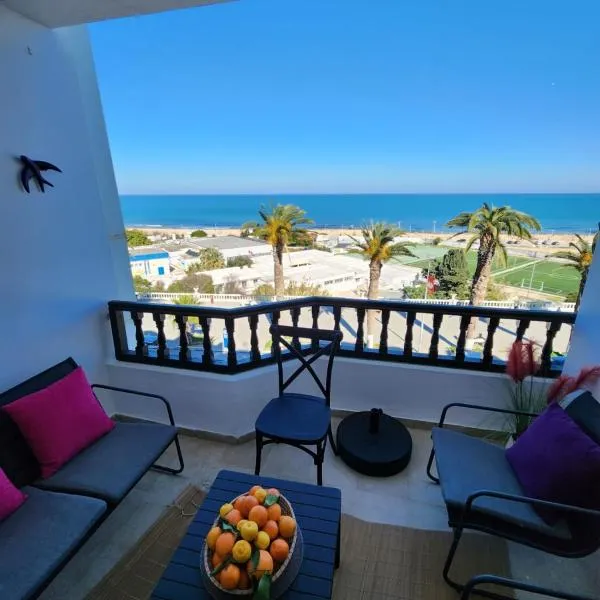 L'univers de la mer appartement, hotel in Douar el Hafey