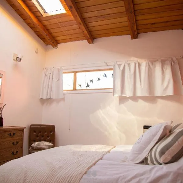 Casa Jardin Adesmia, hotel v destinaci Esquel