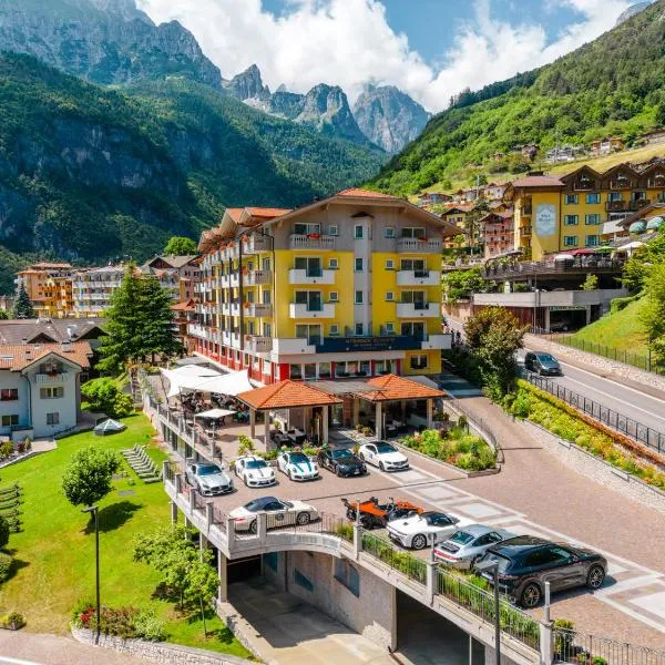 Alpenresort Belvedere Wellness & Beauty、モルヴェーノのホテル