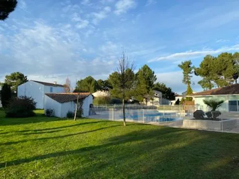 la belle cascade, hôtel à Dolus-d'Oléron