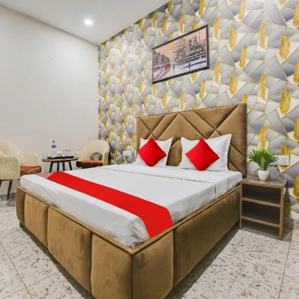 OYO Silver Sky – hotel w mieście Ludhiana