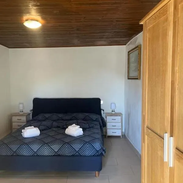 Da nonna Assunta, hotel v mestu Mergozzo