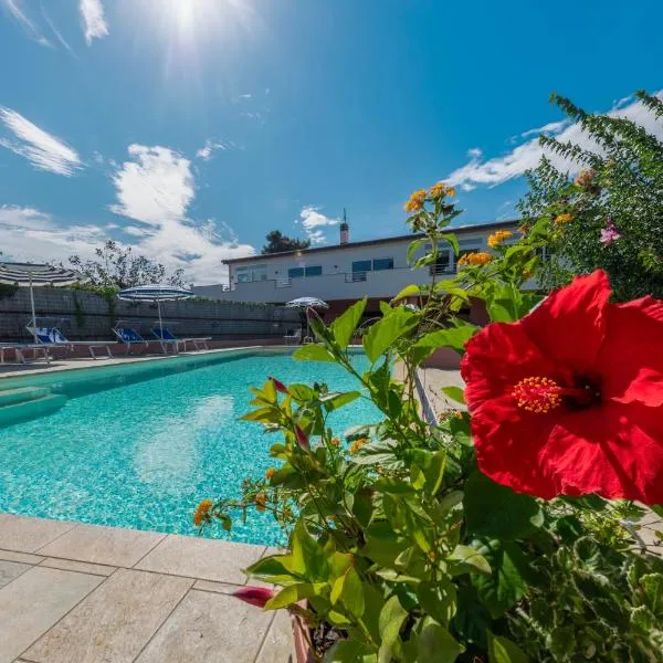 ***Villa Prestige****, hotelli kohteessa Capoliveri