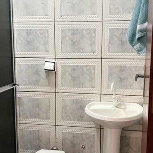 Casa privativa próximo ao centro e aeroporto. - Foto 3