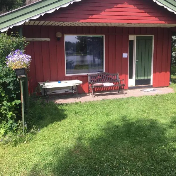 Rønlund Hyttepark, Midt-i-garde, hotel u gradu Ron