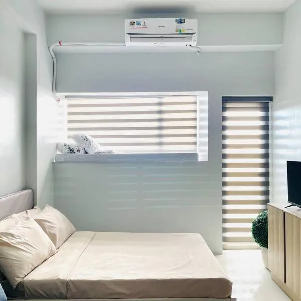 * * WV 1 Minimalist Studio, hotel in Iloilo City