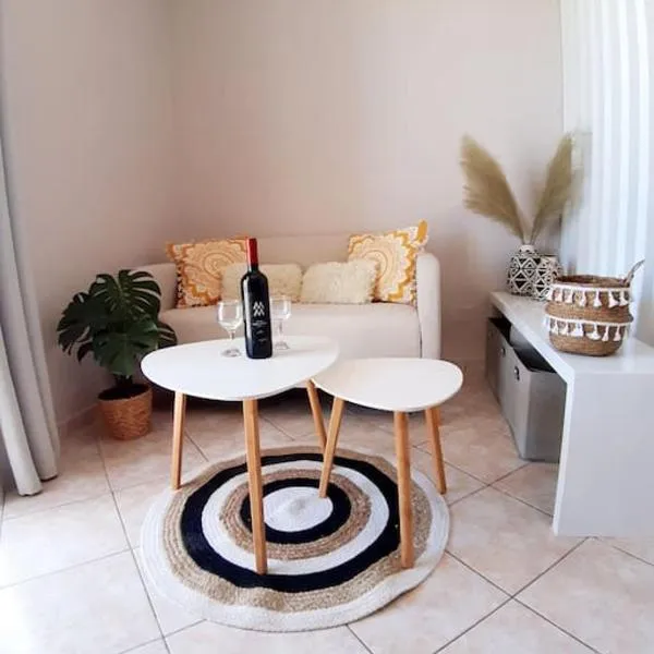 Verano Vista Apartment_near the sea-free parking, hotel in Analipsi