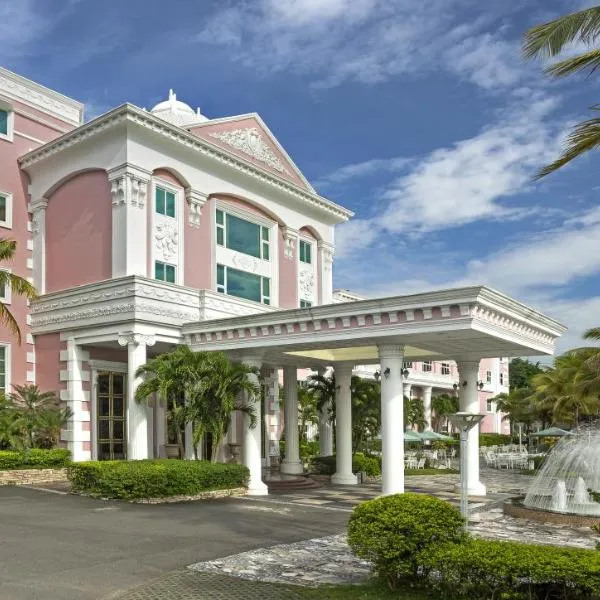 Le Beau Max Resort, hotel v destinaci Fanlu