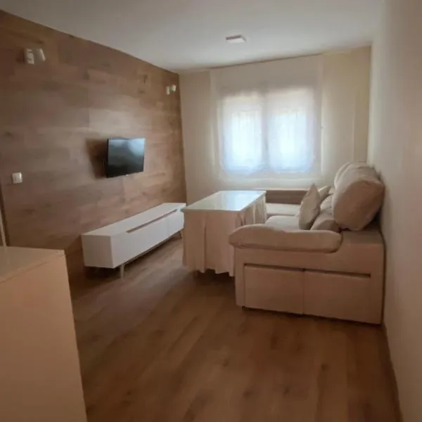 APARTAMENTO NEVADA, ξενοδοχείο σε Pinos Genil