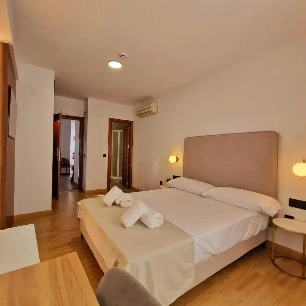 HOSTAL HS CEHEGIN, hotel v destinaci Cehegín