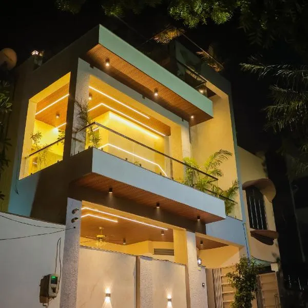 Anirudh Homestay, hotel in Agra