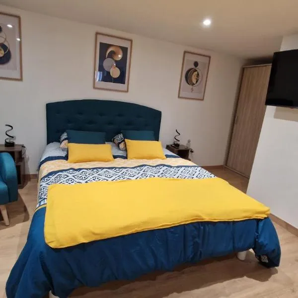 maison neuve - le laos -，位于Les Ageux的酒店