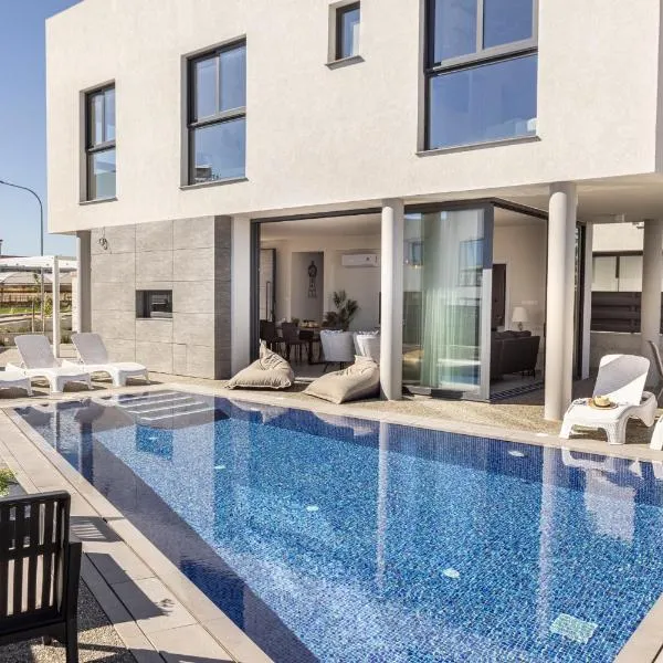 Protaras Hestia Seaside Villa B6, ξενοδοχείο στον Πρωταράς