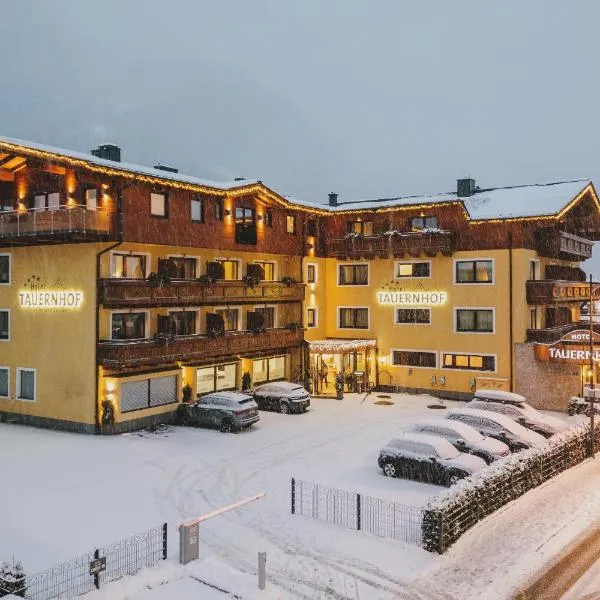 Hotel Tauernhof, hotelli kohteessa Kaprun