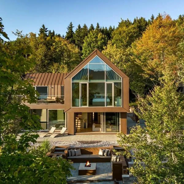 Villa Luiv Chalet, hotel u Mrkoplju
