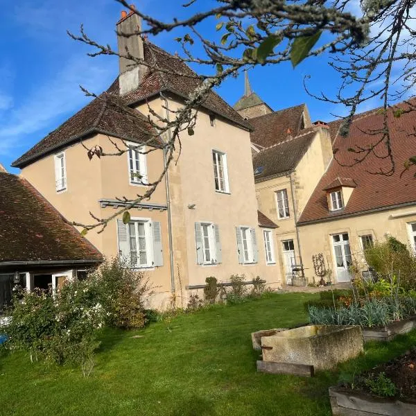 Maison de Noble Nicolas, hotel v destinaci Avallon