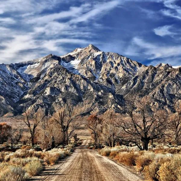 Eastern Sierra Motor Lodge, hotel v destinaci Independence