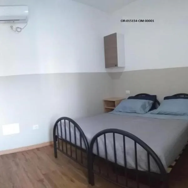 Camere La villetta vicino rho fiera e Malpensa, hotel a Nerviano