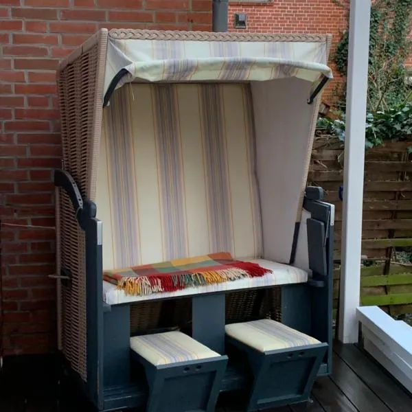 Ferienwohnung Leevke, Hotel in Emden