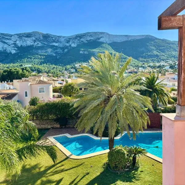 Hoteltype Penthouse 2 Beds, Parking, WIFI & pool Stunning Views, hotel en Denia