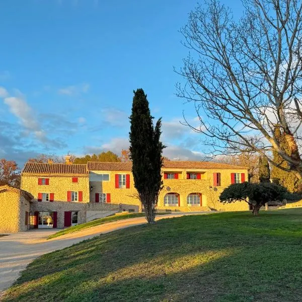 LA GRANGETTE, hotel i Velleron