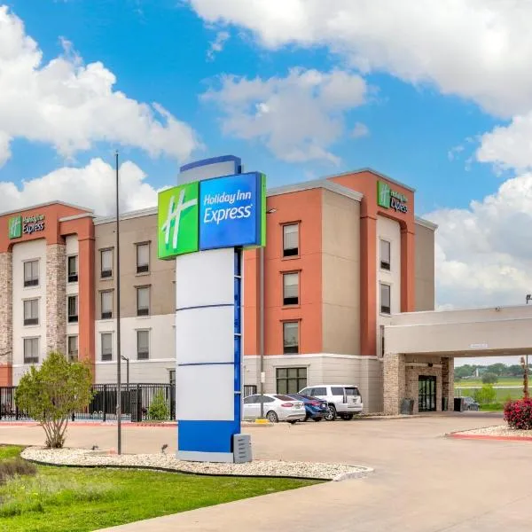 Holiday Inn Express Hillsboro I-35, an IHG Hotel, viešbutis mieste Whitney