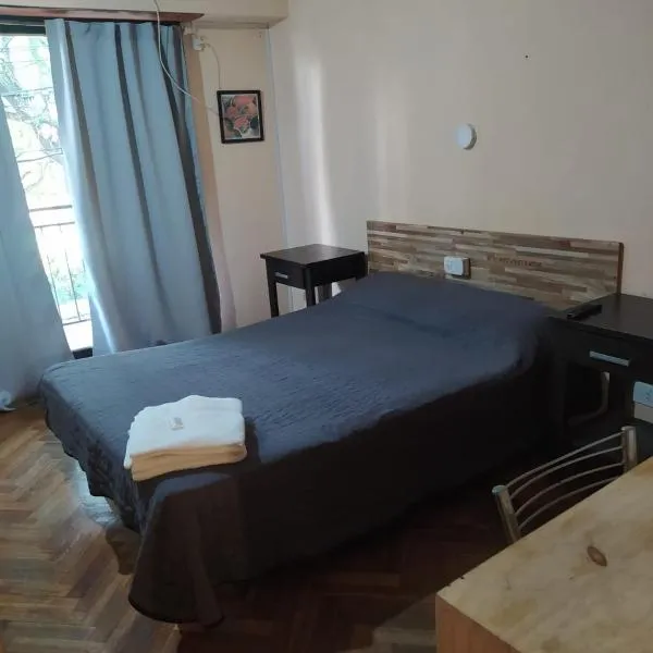 Hotel Manzanares Plaza, hotel in Buenos Aires