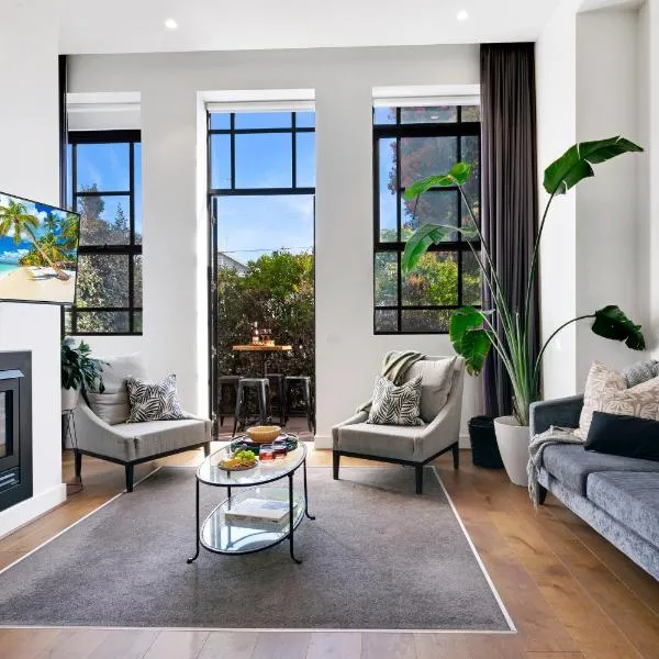 Heritage Luxury Apartment-Footy & CBD, hotel v destinaci Geelong