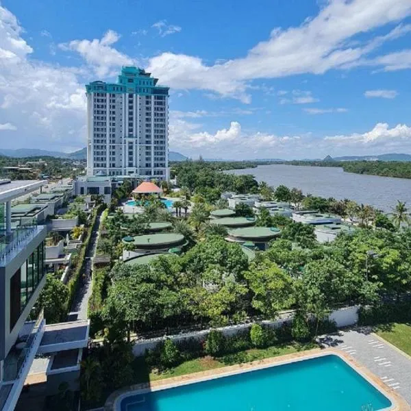 Castle Bayview Resort & Spa, hotel v destinaci Kampot