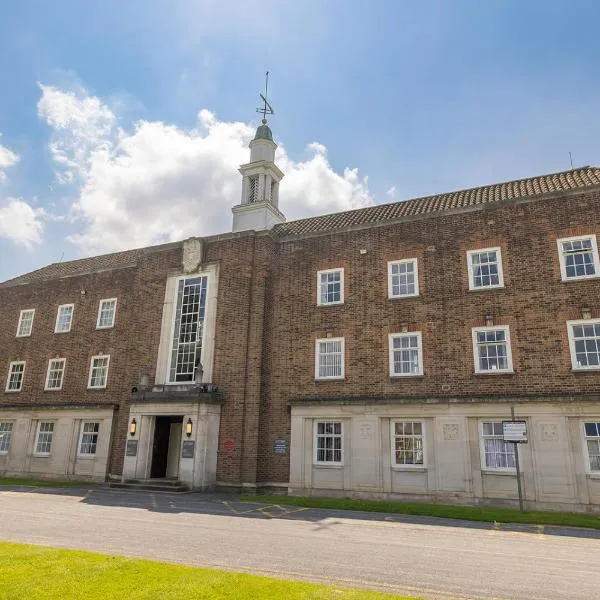 The Derby Conference Centre and Hotel, hotel in Little Eaton