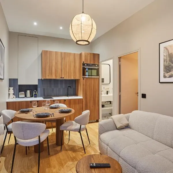 Residence Center of Paris by Studio prestige