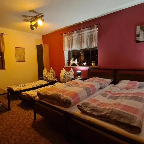 Ferienwohnung Lippmann, hotel v destinaci Dorfchemnitz